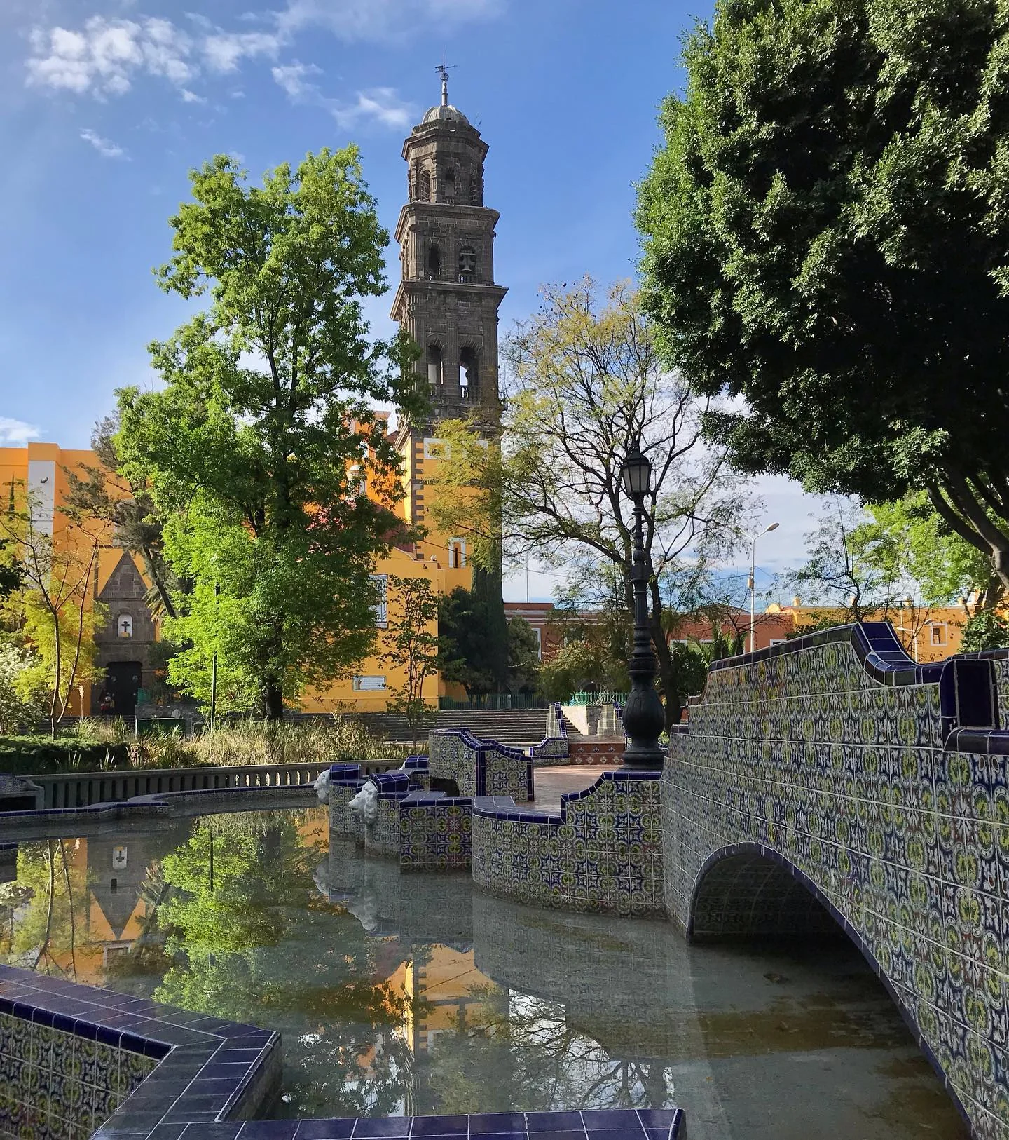 Among gardens and decorative tiles, Puebla reveals its charm.