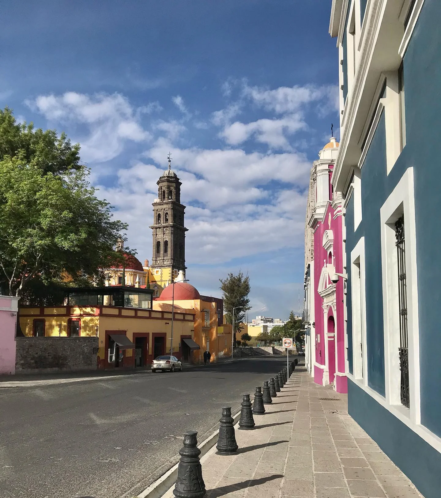 Colorful streets leading us to the heart of Puebla.